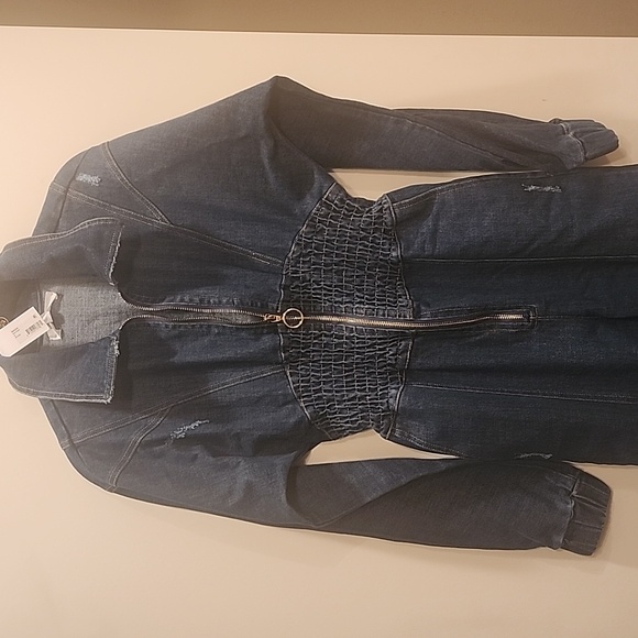 NWT Steve Madden "Nissa" Distressed Denim Smock-Waist Jumpsuit Size Small - Picture 14 of 16